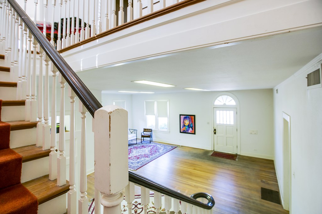 427 W Twohig Ave Property Photo 21