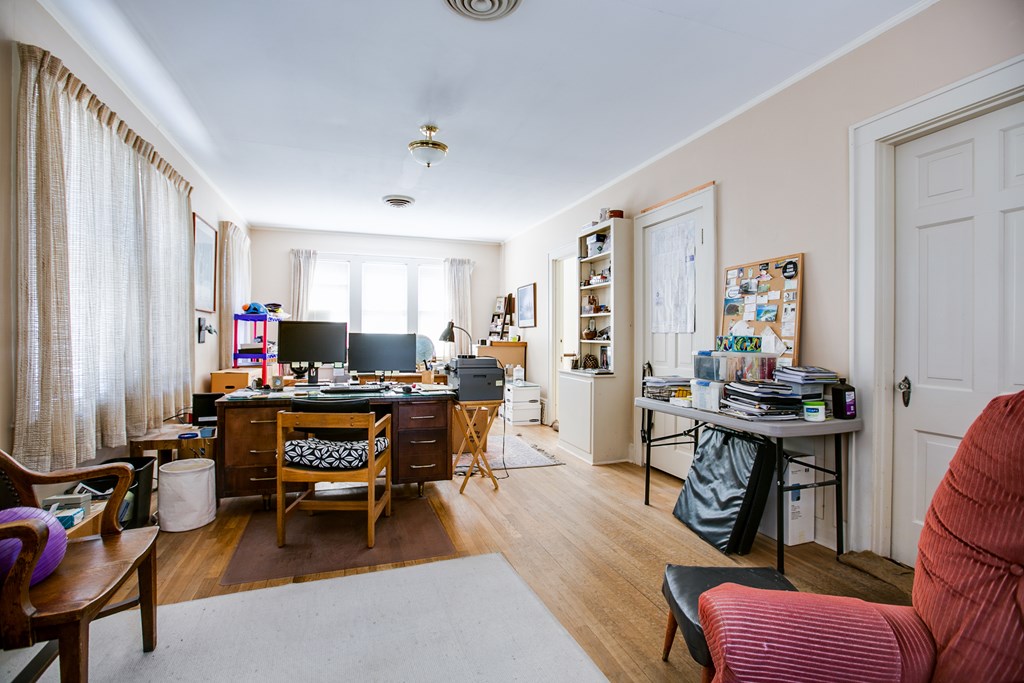 427 W Twohig Ave Property Photo 26