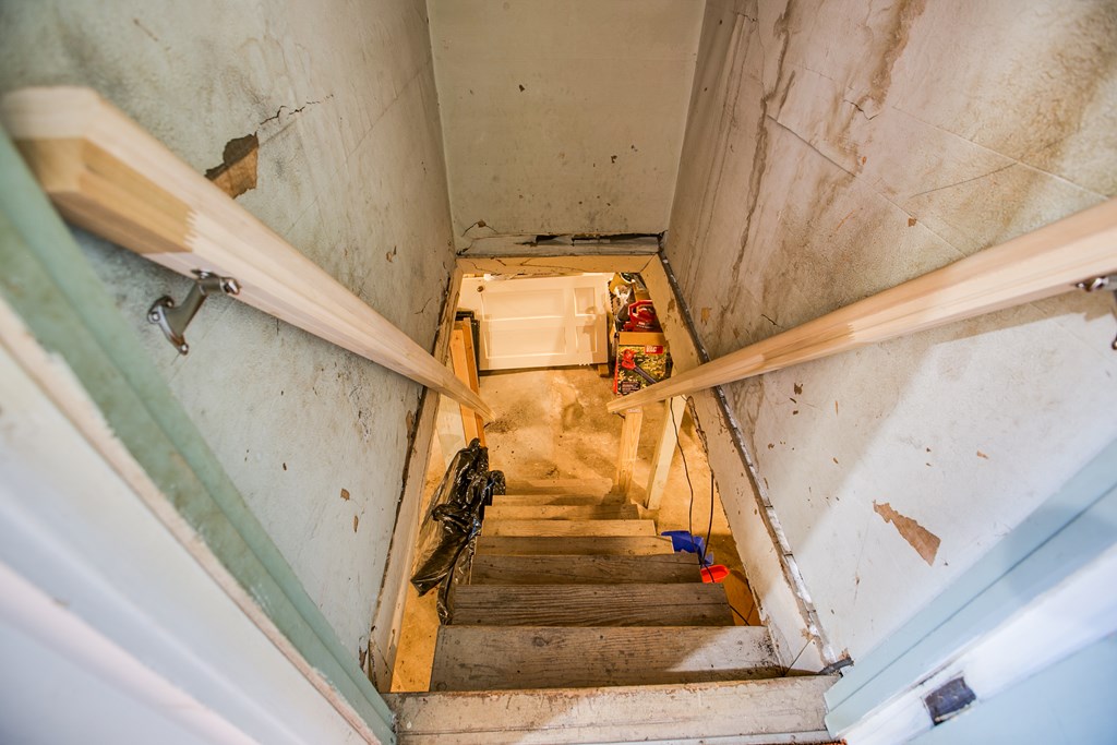 427 W Twohig Ave Property Photo 29