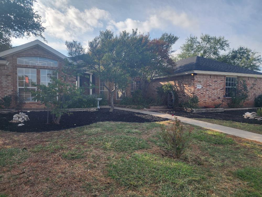 6005 Sussex Place Property Photo 1