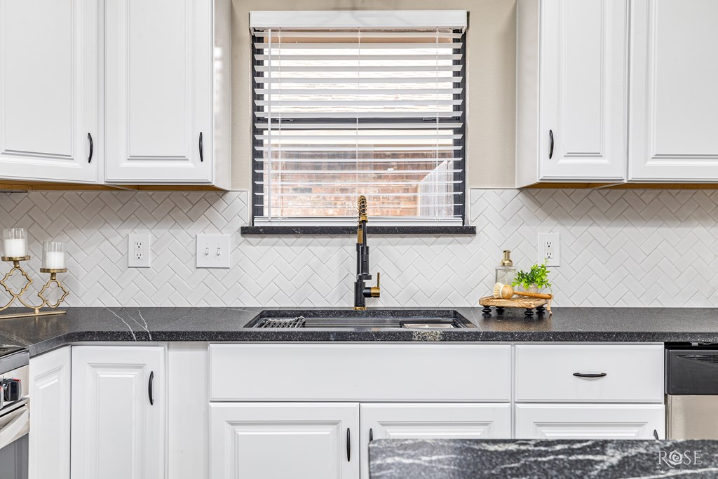 1613 Idaho Ave Property Photo 7