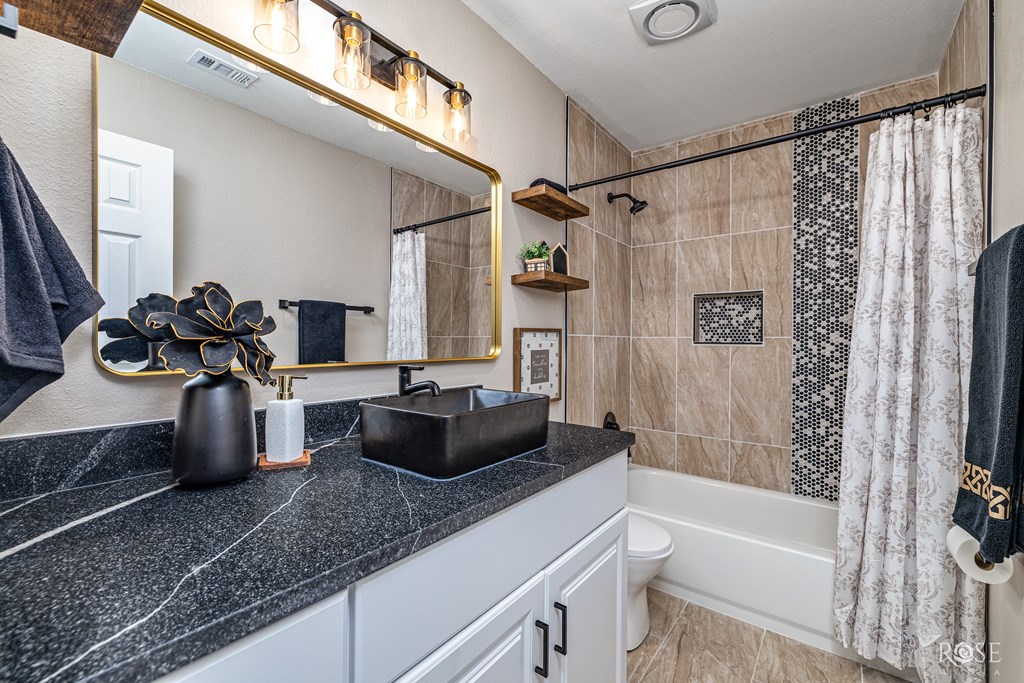 1613 Idaho Ave Property Photo 13