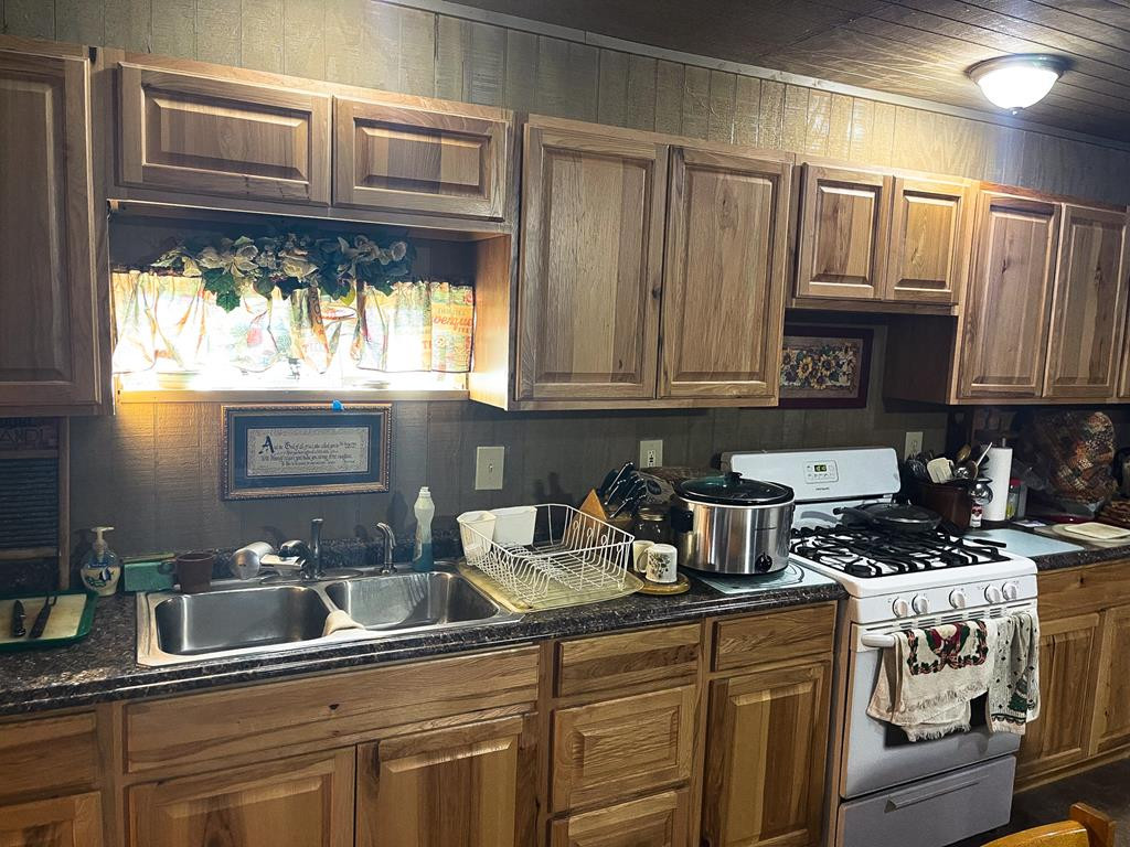 1101 County Road 350 Property Photo 28