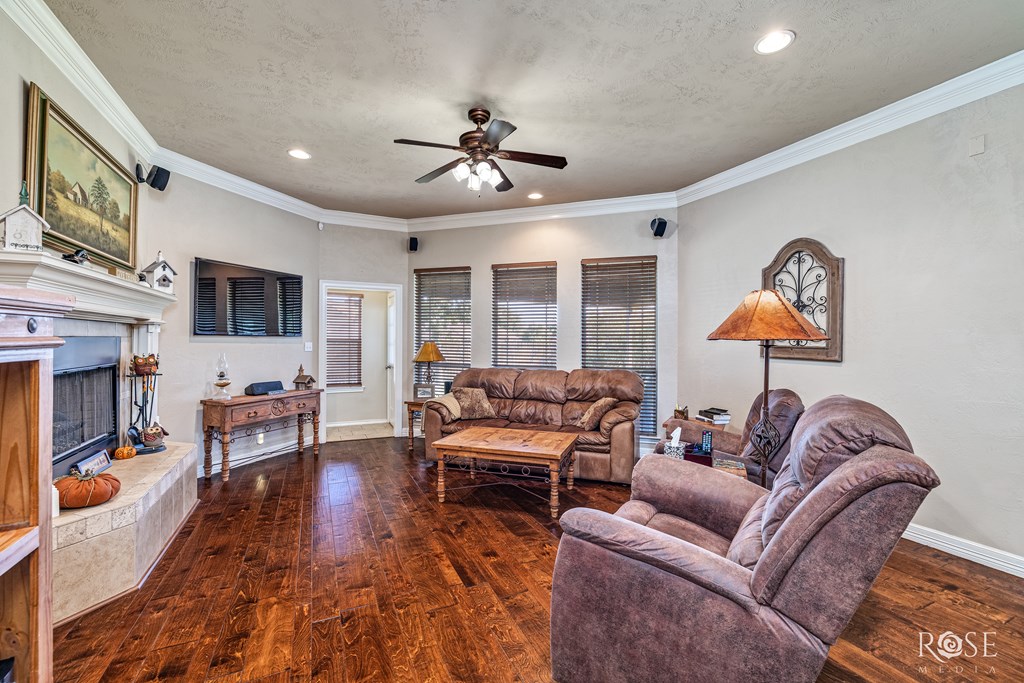 310 Burlington Rd Property Photo 17