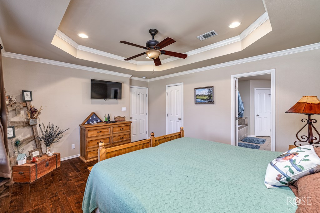 310 Burlington Rd Property Photo 19