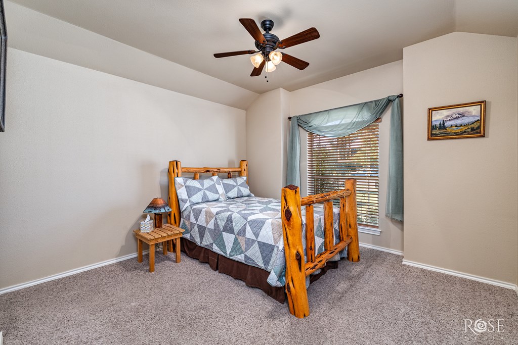 310 Burlington Rd Property Photo 24