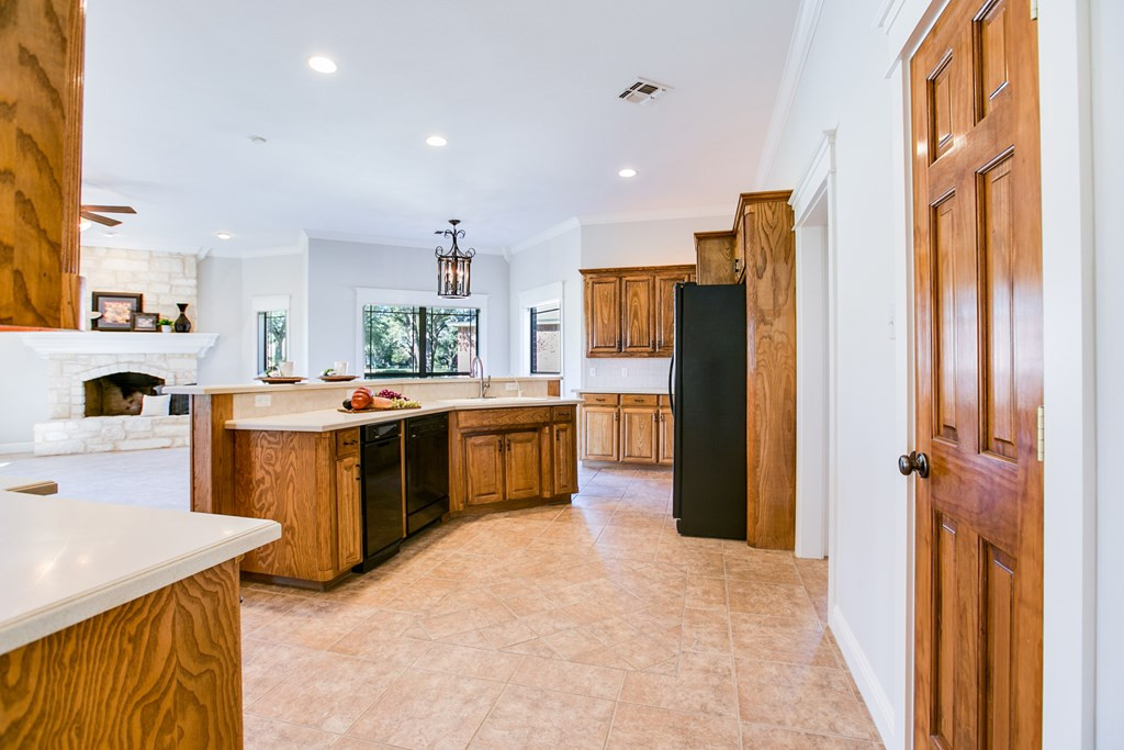 5109 Beverly Drive Property Photo 4