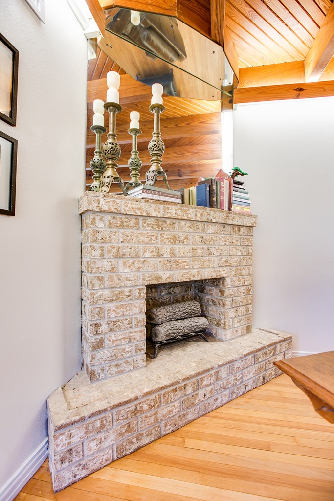 1211 S Madison St Property Photo 18