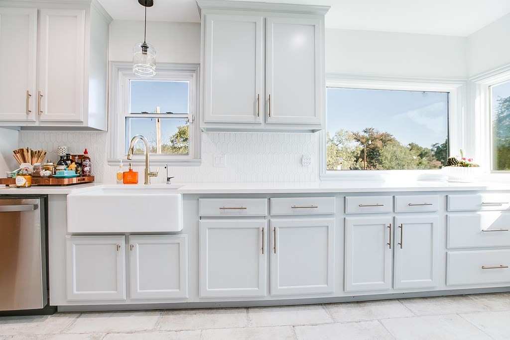 1211 S Madison St Property Photo 27