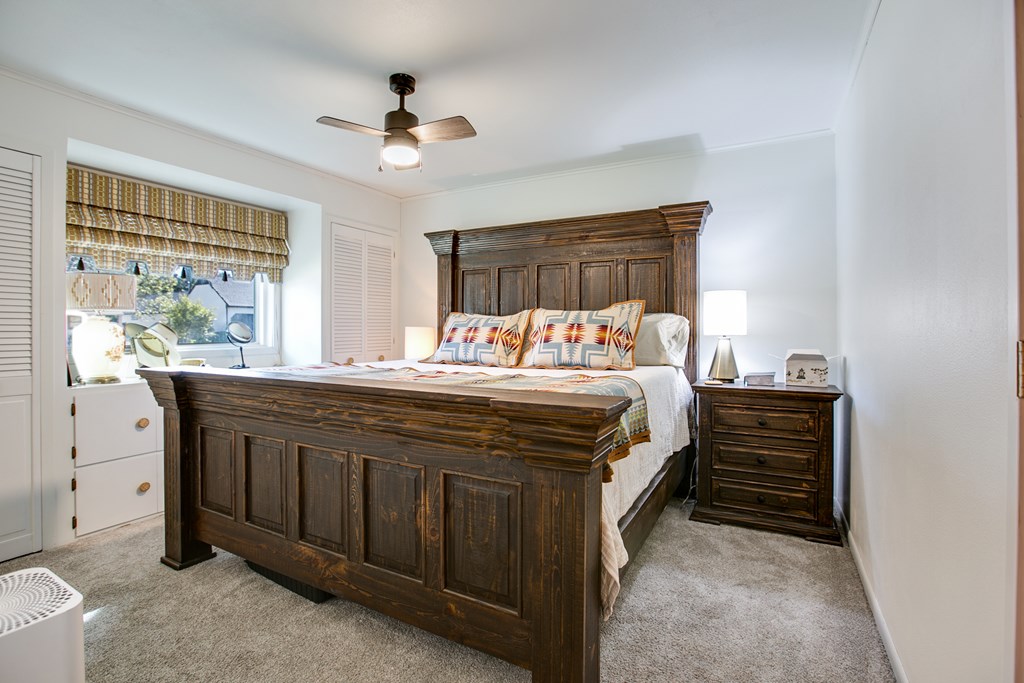 1211 S Madison St Property Photo 32