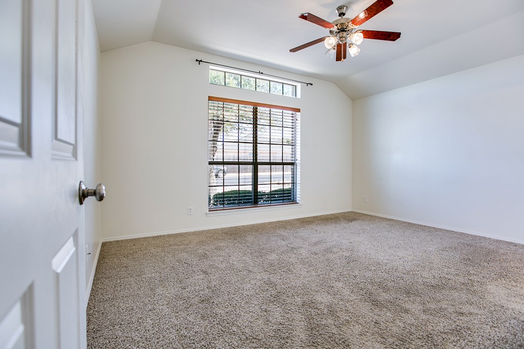 5709 Coral Way Property Photo 17