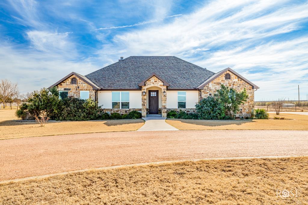 705 Ratliff Rd Property Photo 1