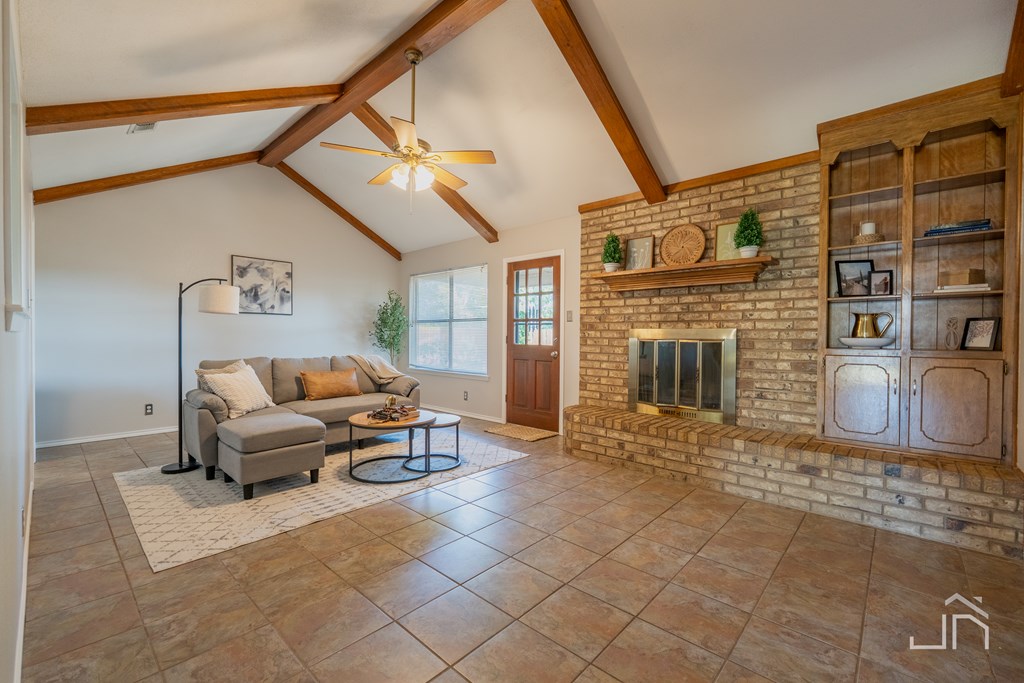 1224 Gregory Dr Property Photo 10