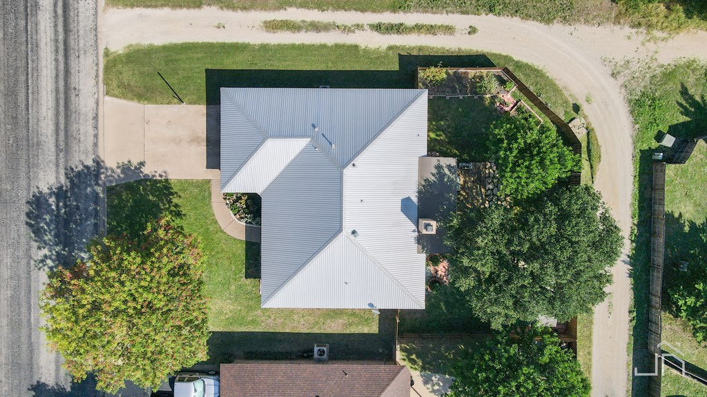 1224 Gregory Dr Property Photo 18