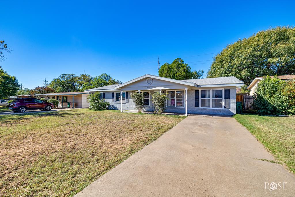 2001 St Mary St Property Photo 1