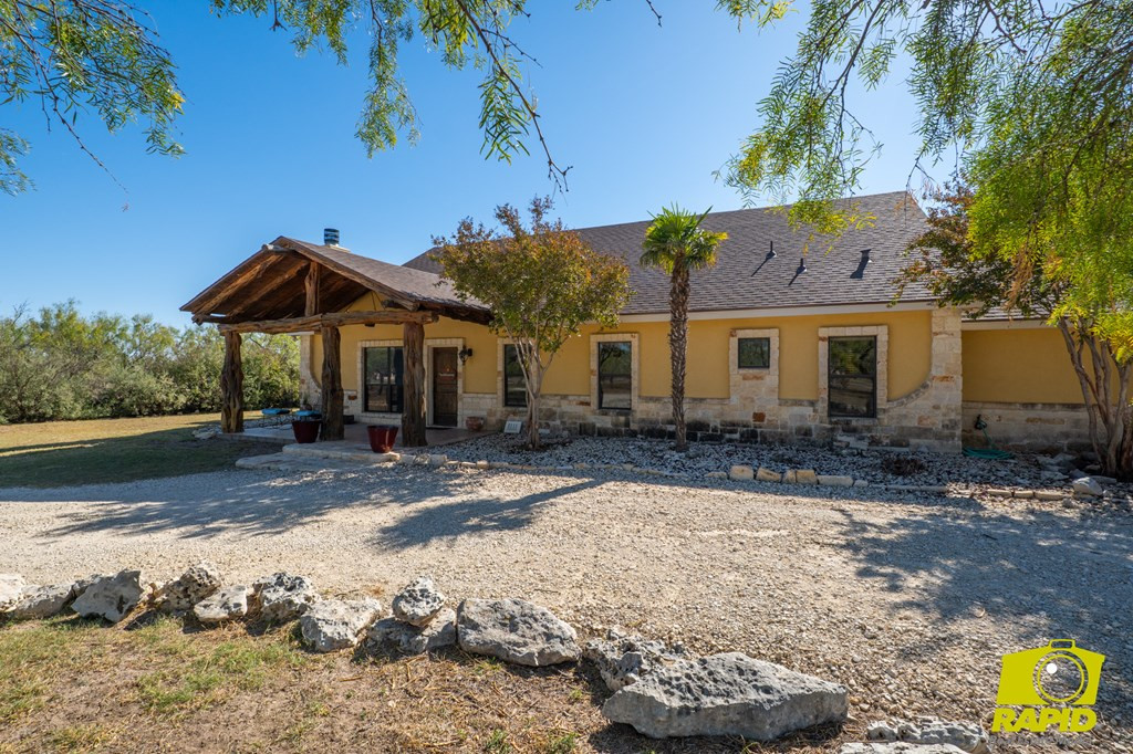 2111 Copper Rock Road Property Photo 4