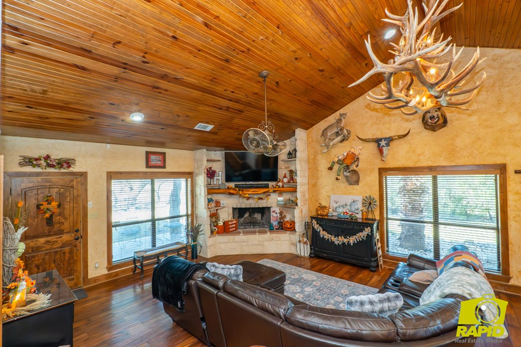 2111 Copper Rock Road Property Photo 10