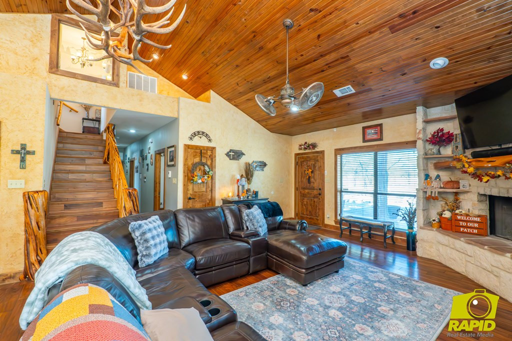 2111 Copper Rock Road Property Photo 11