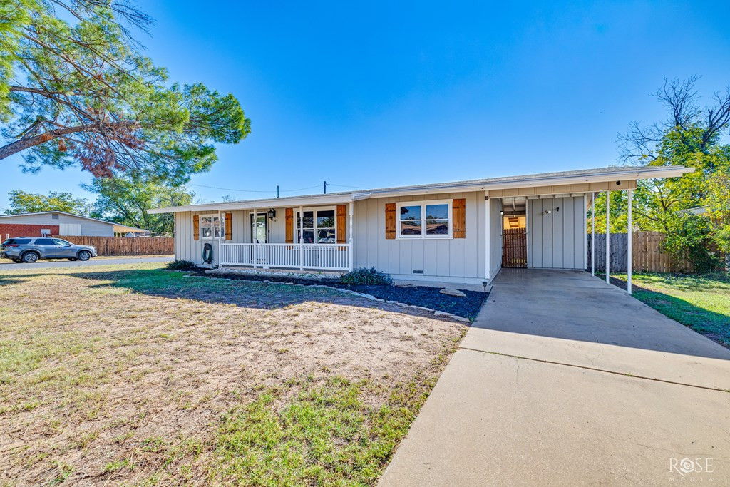 2549 Baylor Avenue Property Photo 2