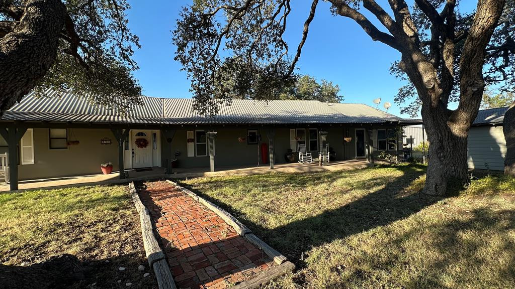 102 Carson Street Property Photo 1