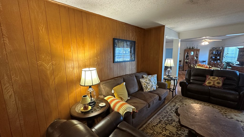 102 Carson Street Property Photo 16
