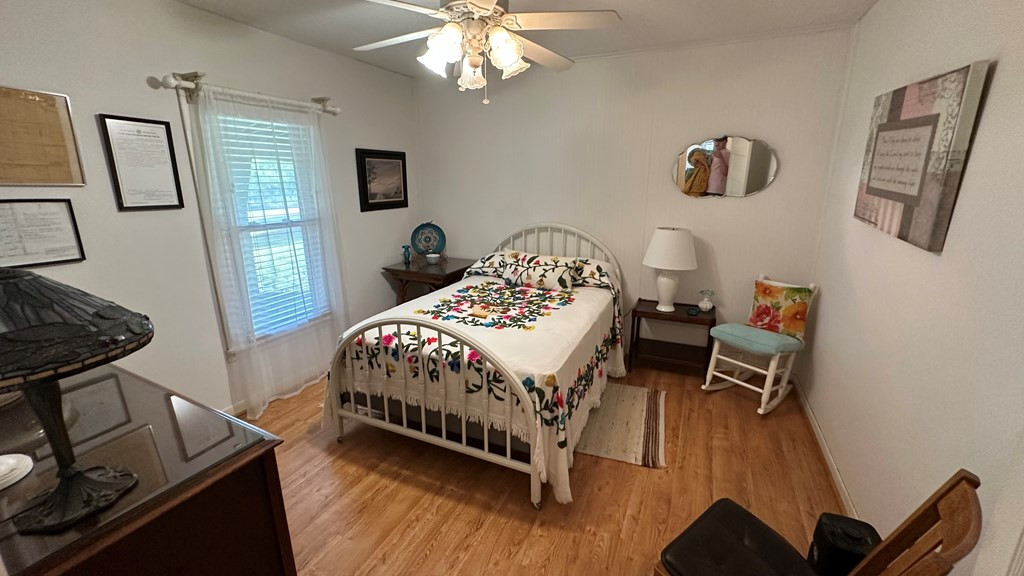 102 Carson Street Property Photo 18