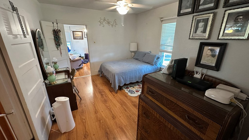 102 Carson Street Property Photo 21