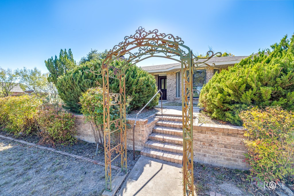 165 Edinburgh Road Property Photo 3