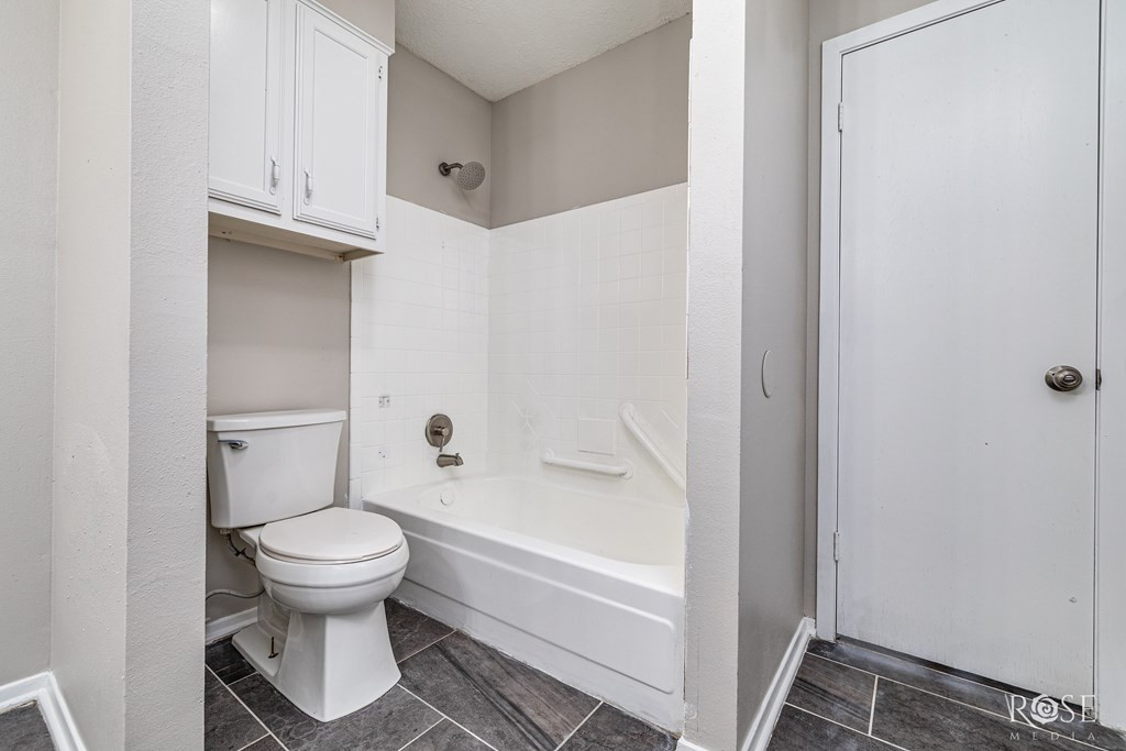 165 Edinburgh Road Property Photo 20