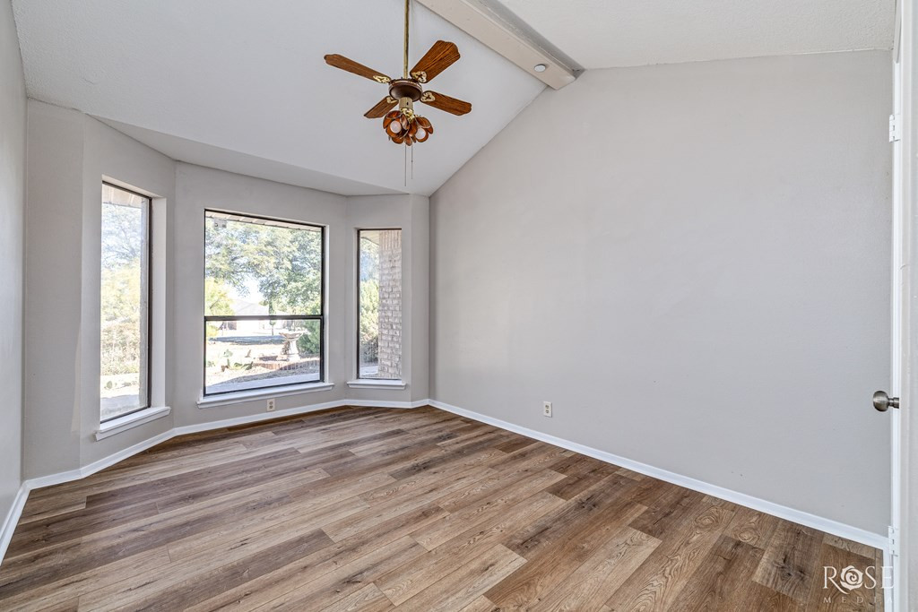 165 Edinburgh Road Property Photo 23