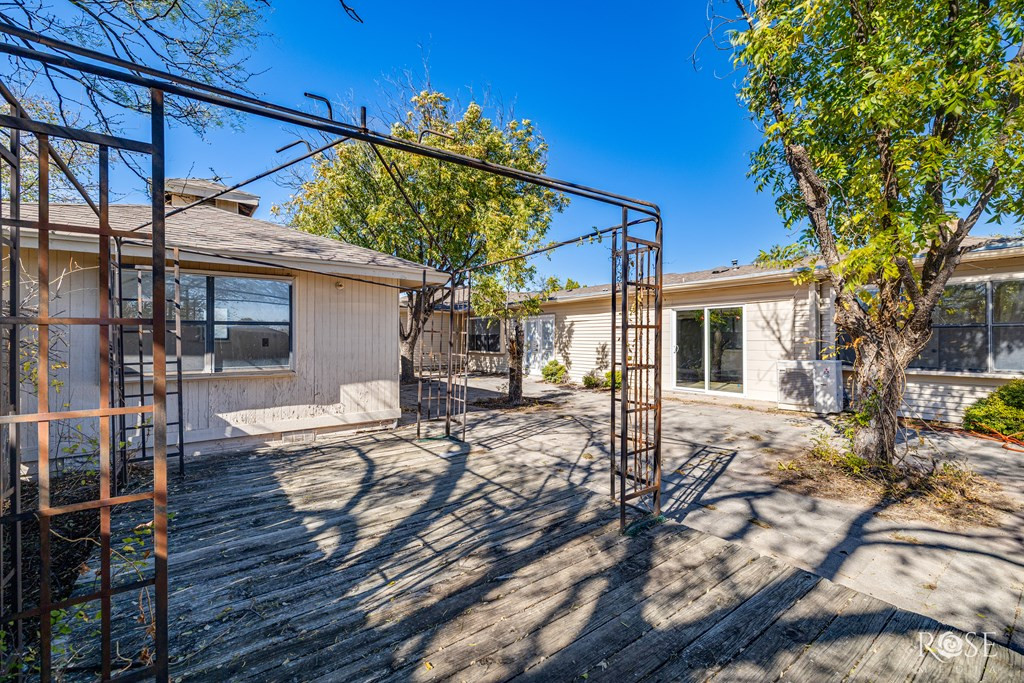 165 Edinburgh Road Property Photo 31