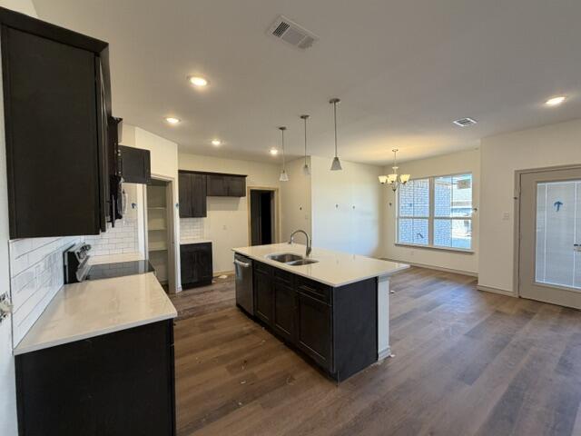1925 S Concho Drive Property Photo 2