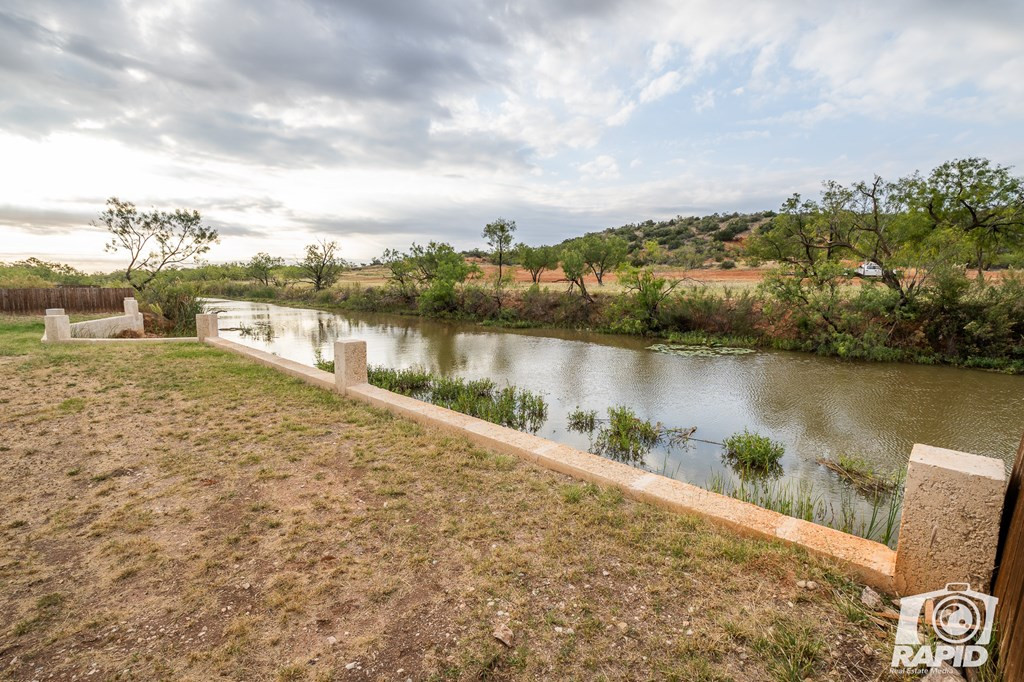 2225 Palms Court Property Photo 8