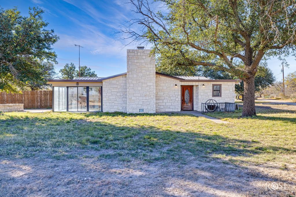 200 Neva Road Property Photo 2