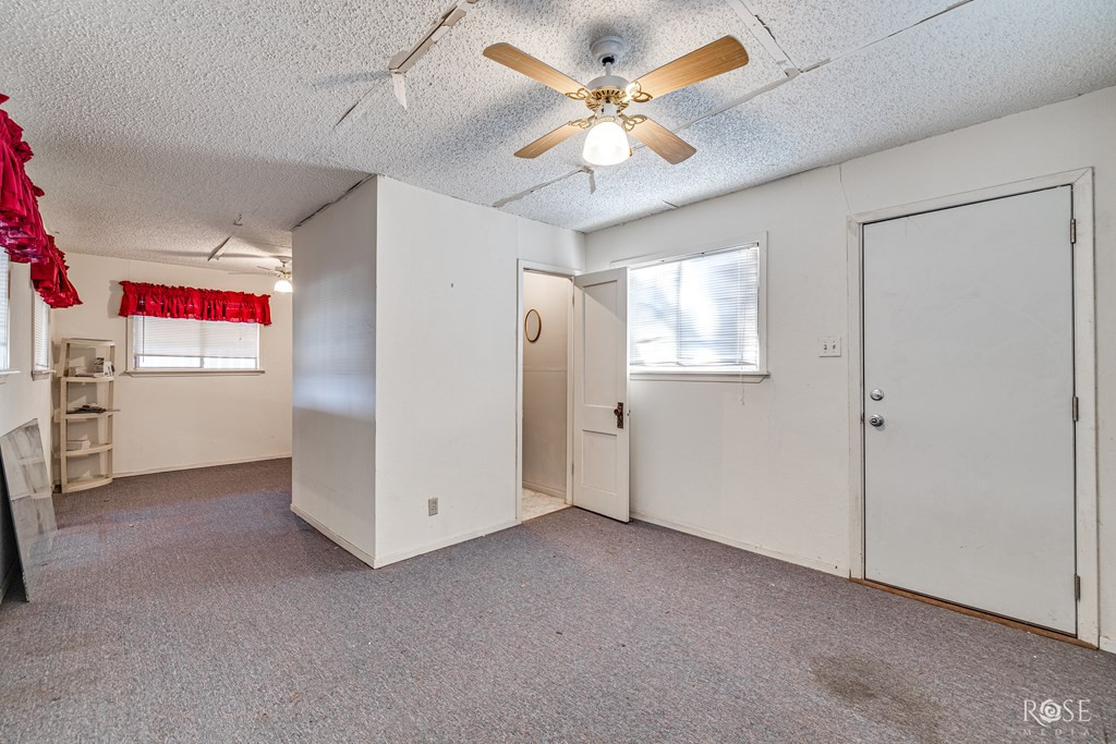 5 N Monroe Street Property Photo 35