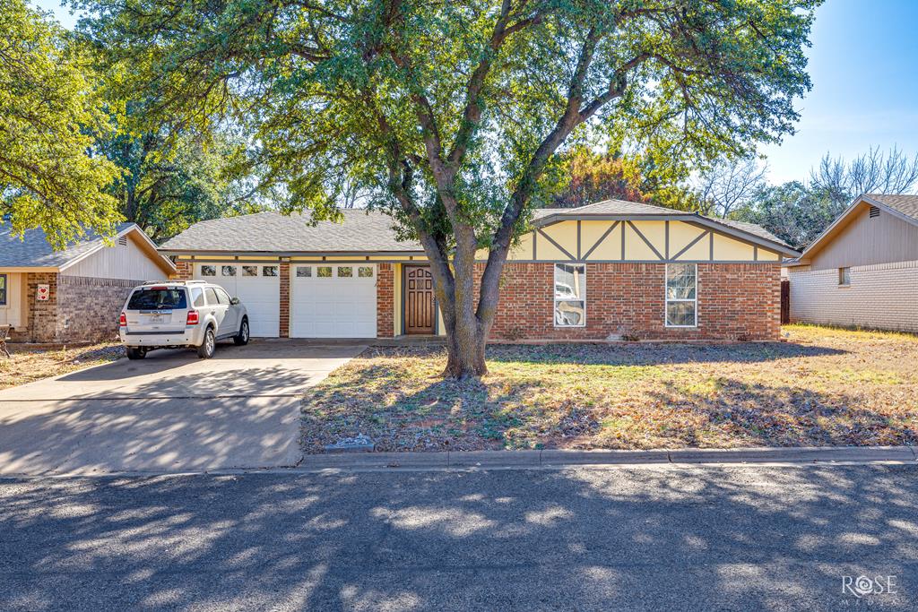 3805 Sandstone Rd Property Photo 1