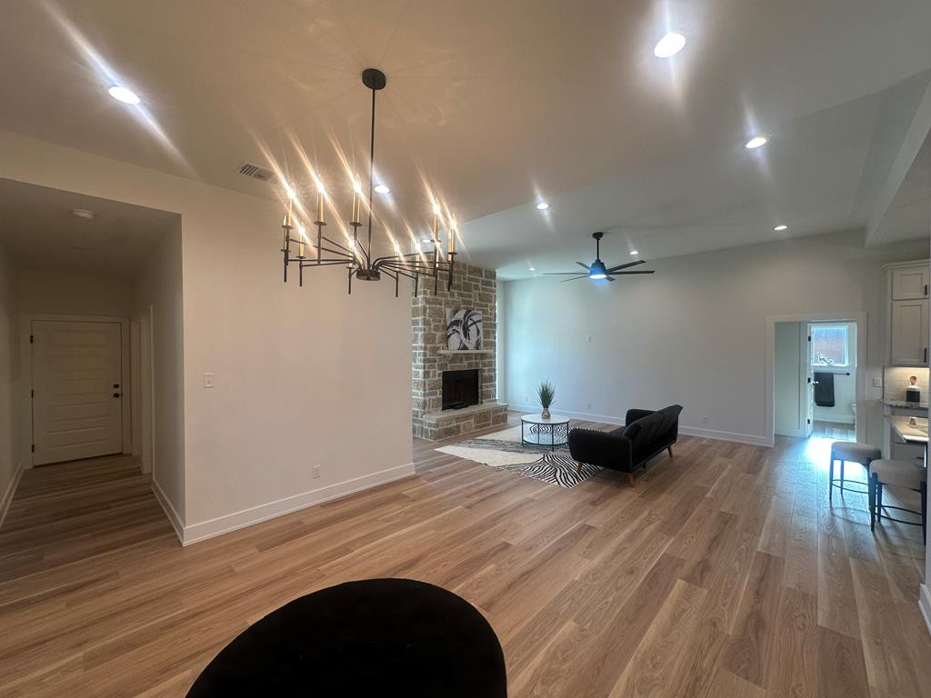 3604 Grandview Drive Property Photo 8