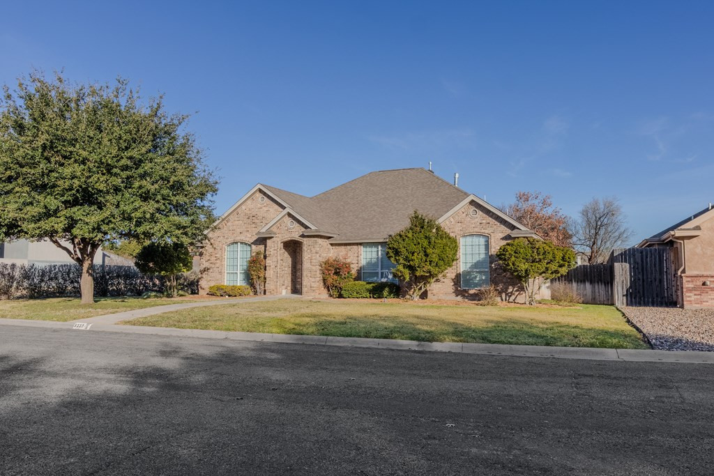 5227 Westway Drive Property Photo 2