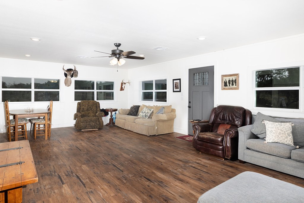 8536 W Fm 1222 Property Photo 13