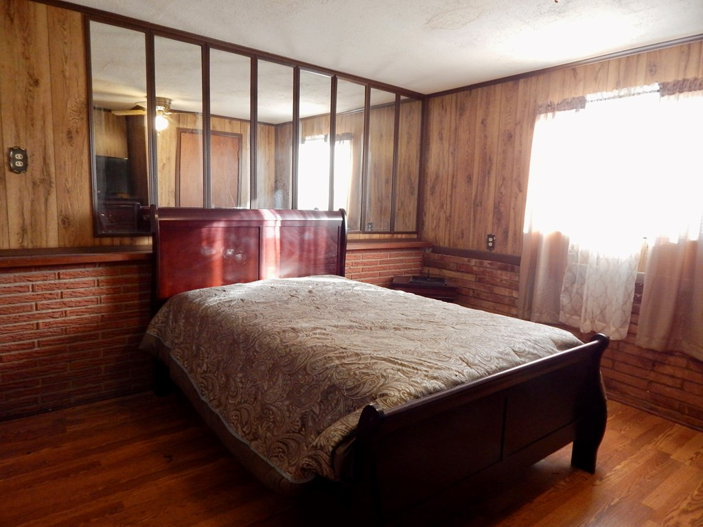 11550 Beaumont Avenue Property Photo 7