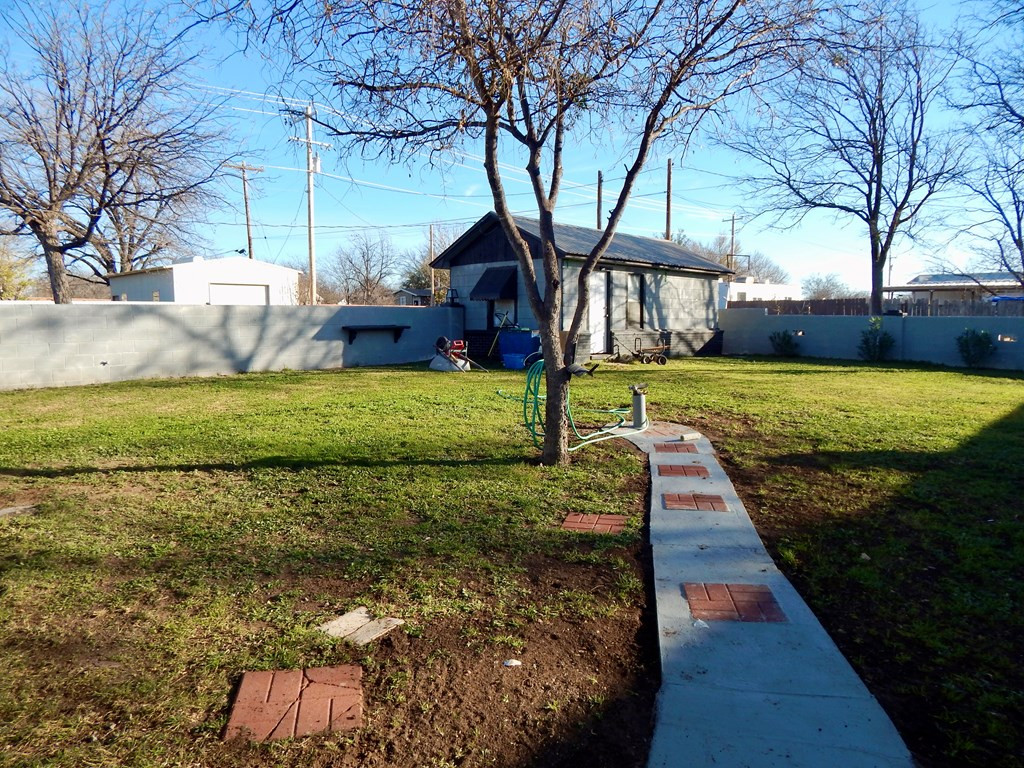11550 Beaumont Avenue Property Photo 35