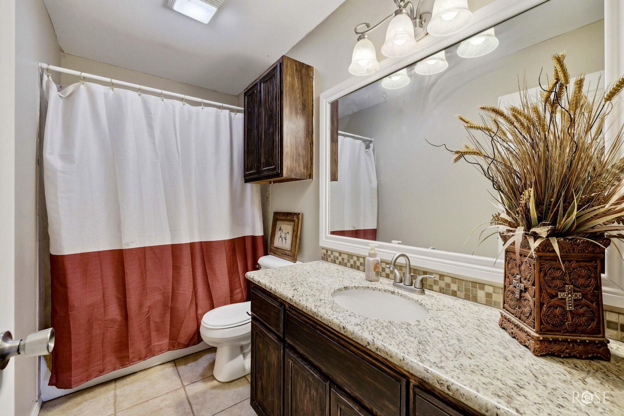 707 Durham Court Property Photo 21