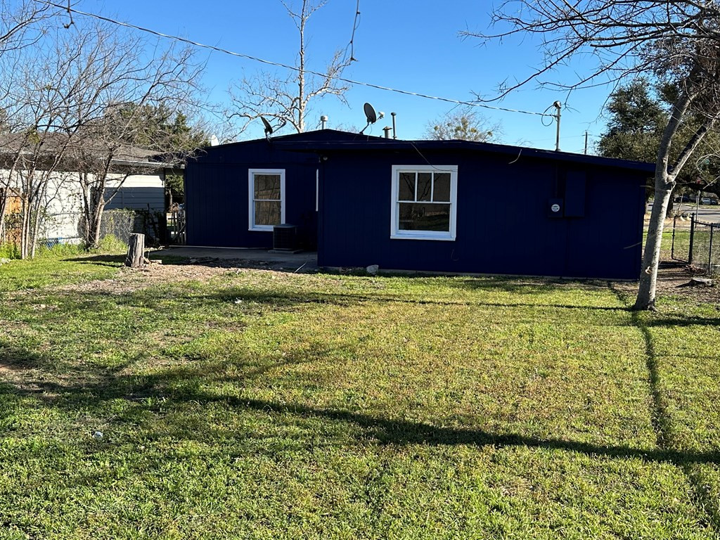 2540 W Harris Avenue Property Photo 17