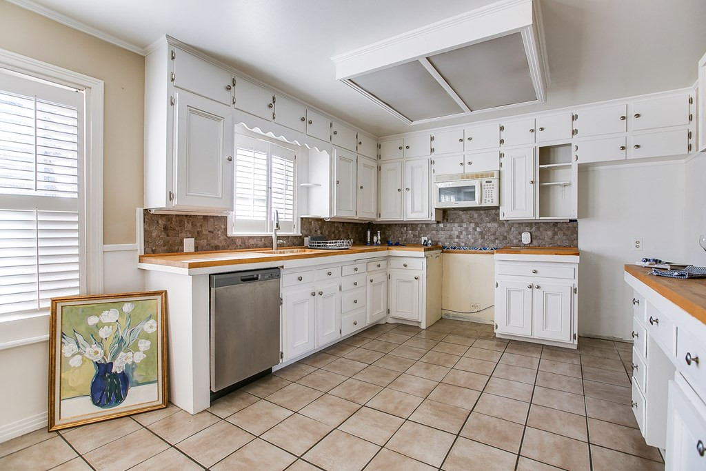 2706 Jann Drive Property Photo 13