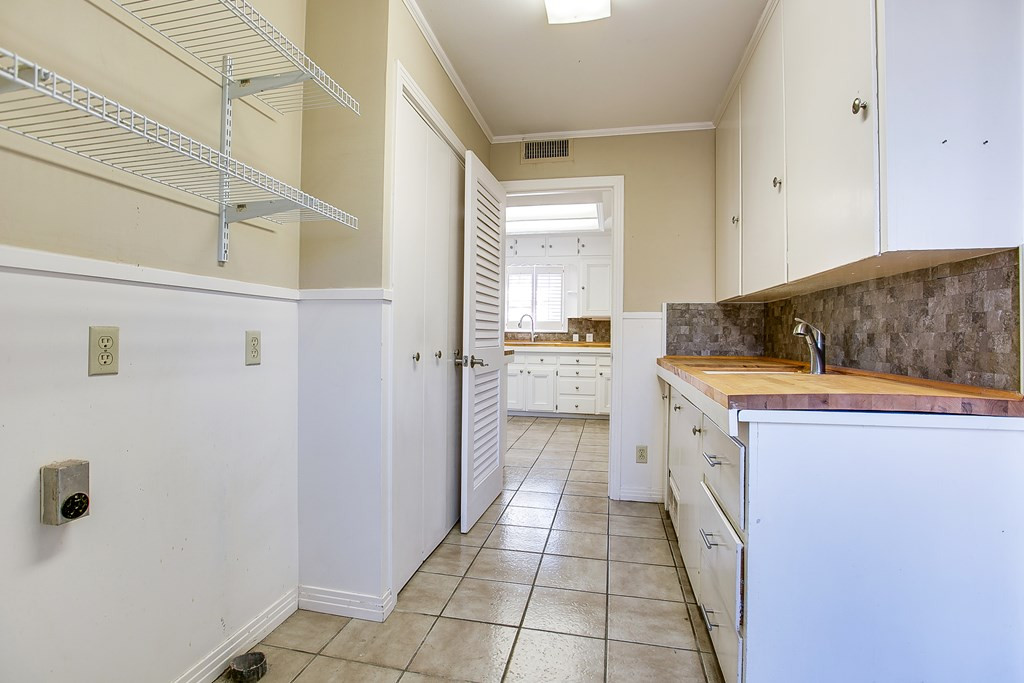 2706 Jann Drive Property Photo 16