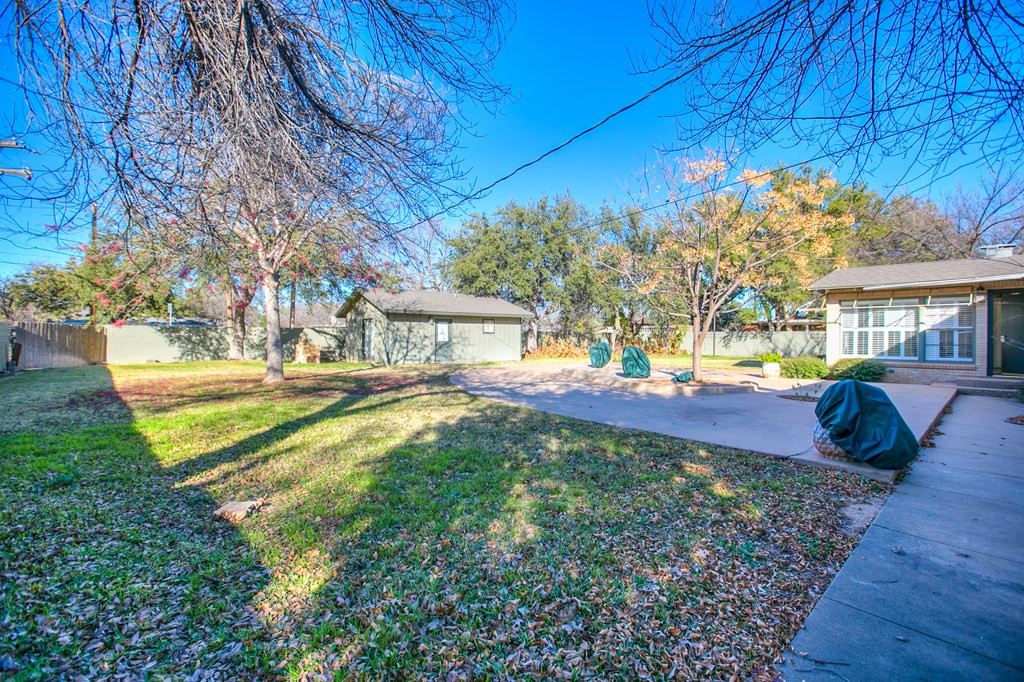 2706 Jann Drive Property Photo 29