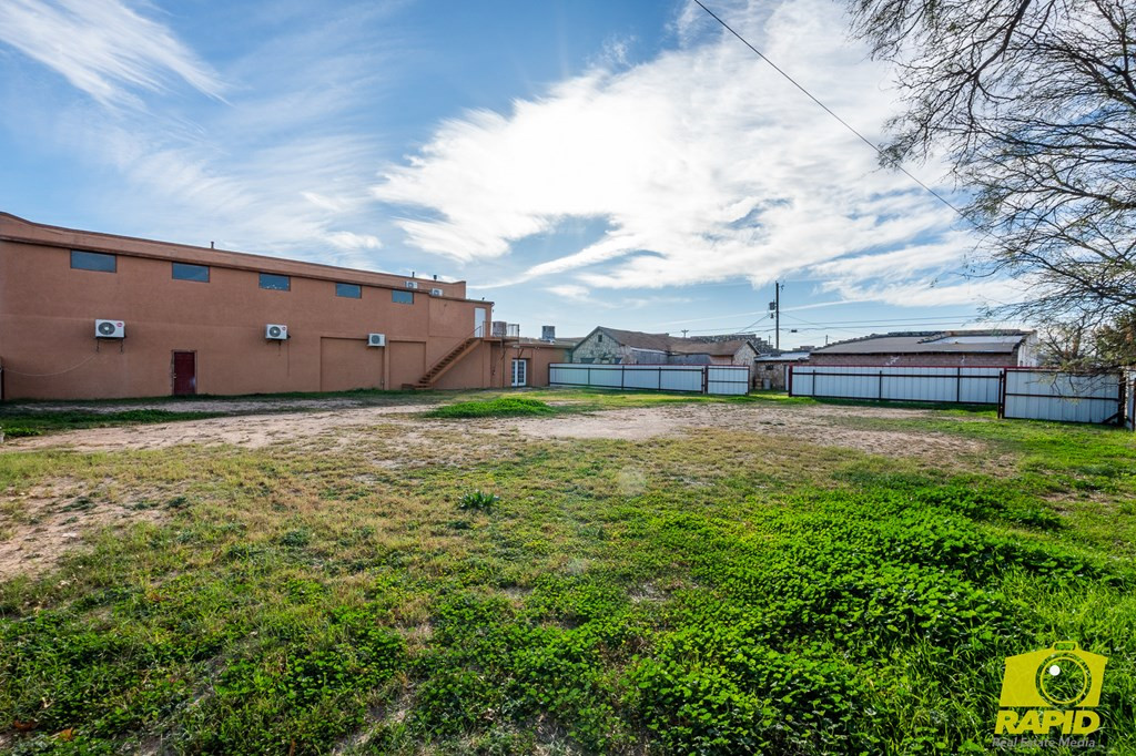 1619 S Chadbourne Street Property Photo 37