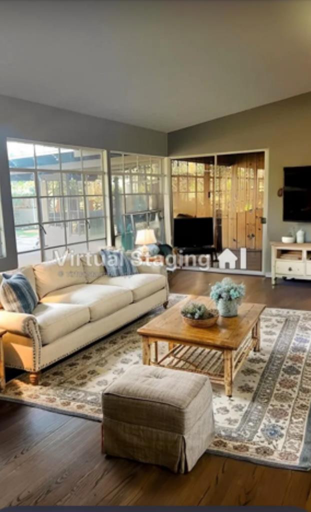 2539 Twohig Avenue Property Photo 8