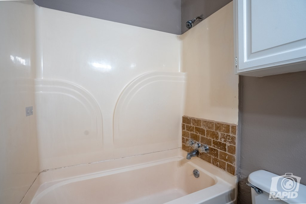 3207 Webster Avenue Property Photo 16