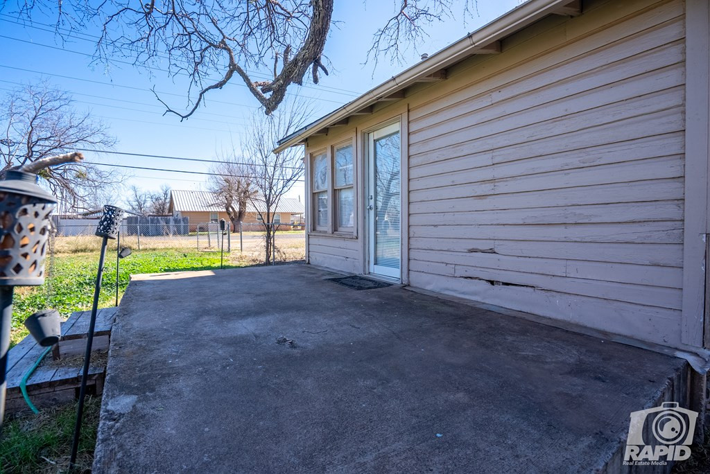 3207 Webster Avenue Property Photo 26